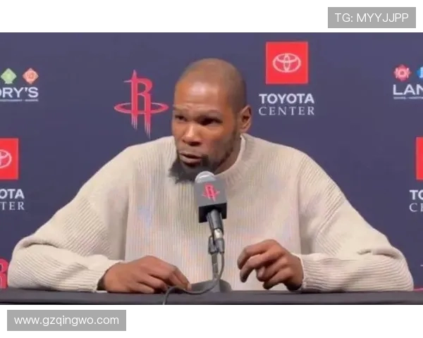 诺维斯基与杜兰特的巅峰对决:篮球巨星的荣耀与传奇之路